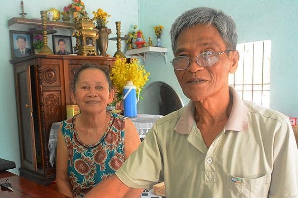 Xúc động bố mẹ chồng năn nỉ con dâu “đi bước nữa”: Ngày đám cưới “rơi lệ” làm chủ hôn