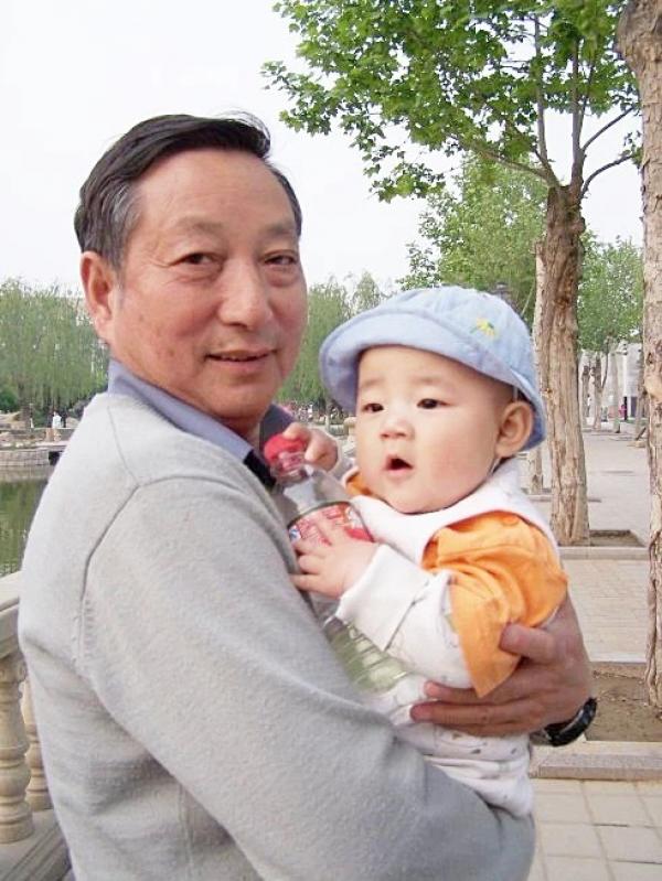 Tâm sự đau thắt lòng của single mom 27 tuổi khi sắp mất đi người đàn ông đáng giá nhất cuộc đời